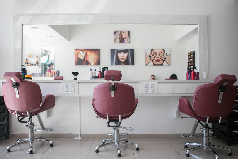 Top 10 Business Ideas for Girls 2022 salon